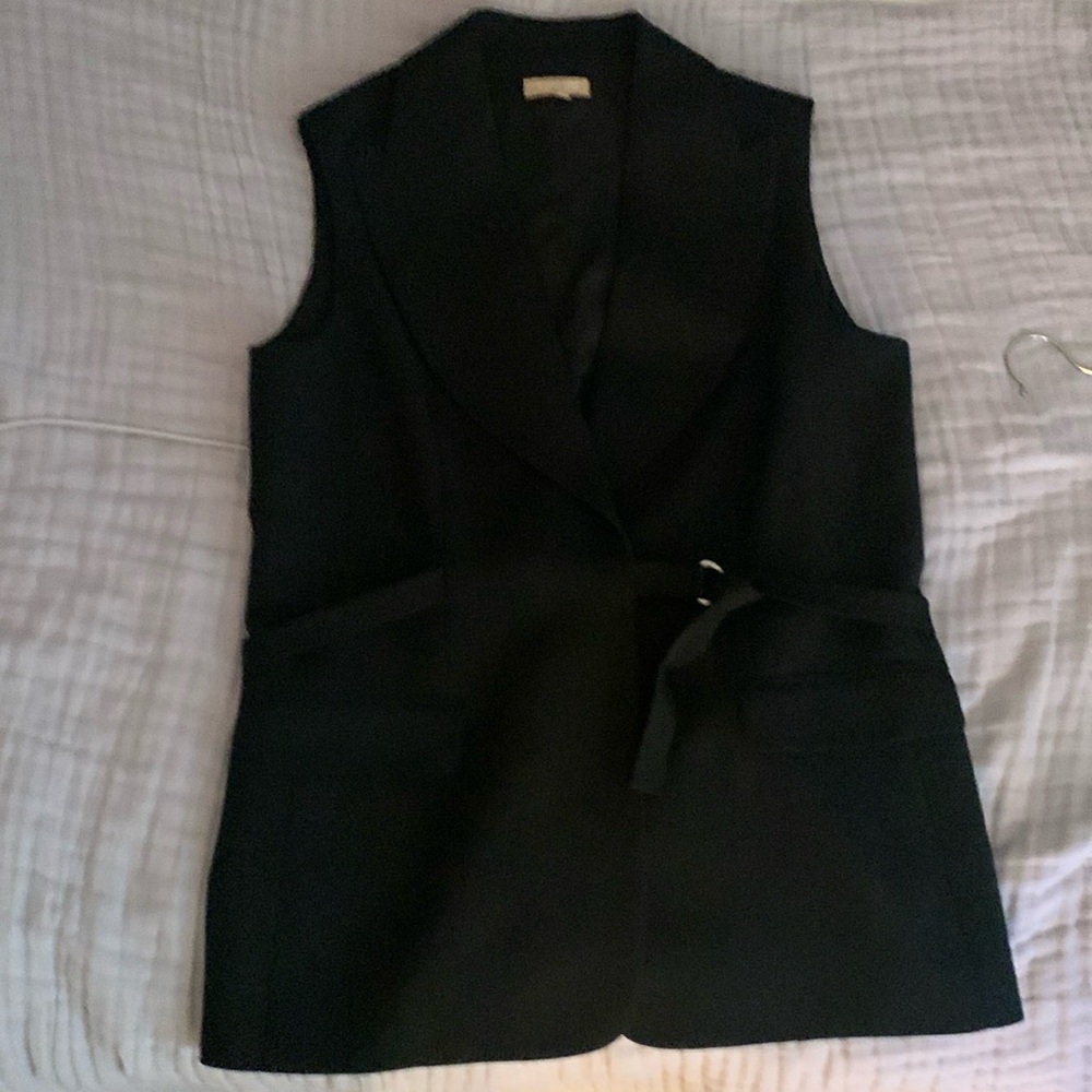 Beautiful Michael Kors Vest. Size 12 Black. New w/o tags